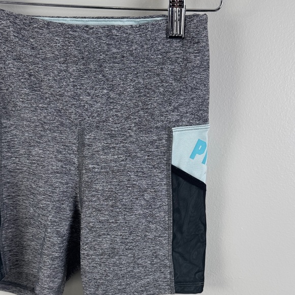 ✨3/$25✨ PINK Ultimate Gray and Black Athletic Shorts - XS - Picture 2 of 7